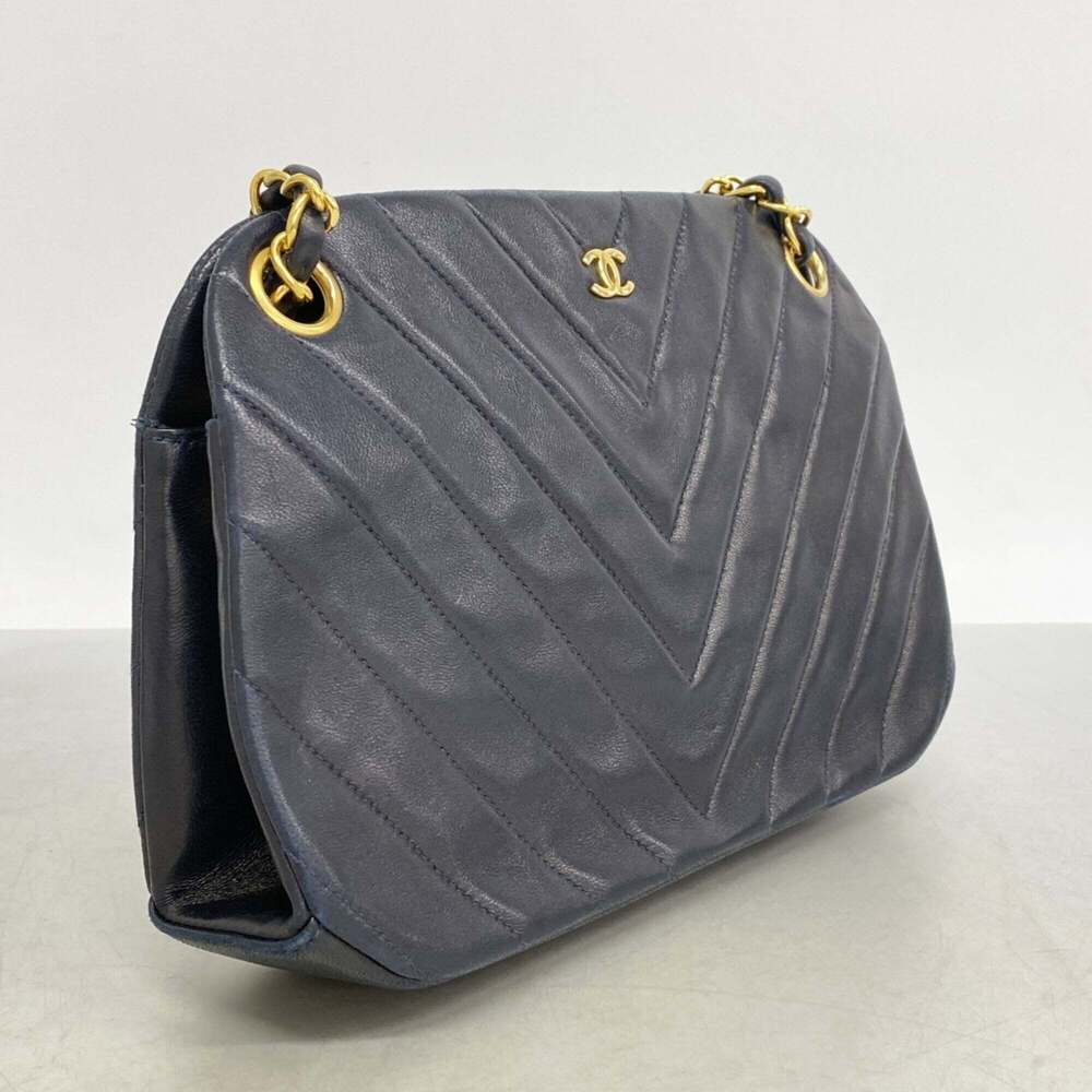 CHANEL Blue Lambskin Leather Shoulder Bag - Picture 2 of 10